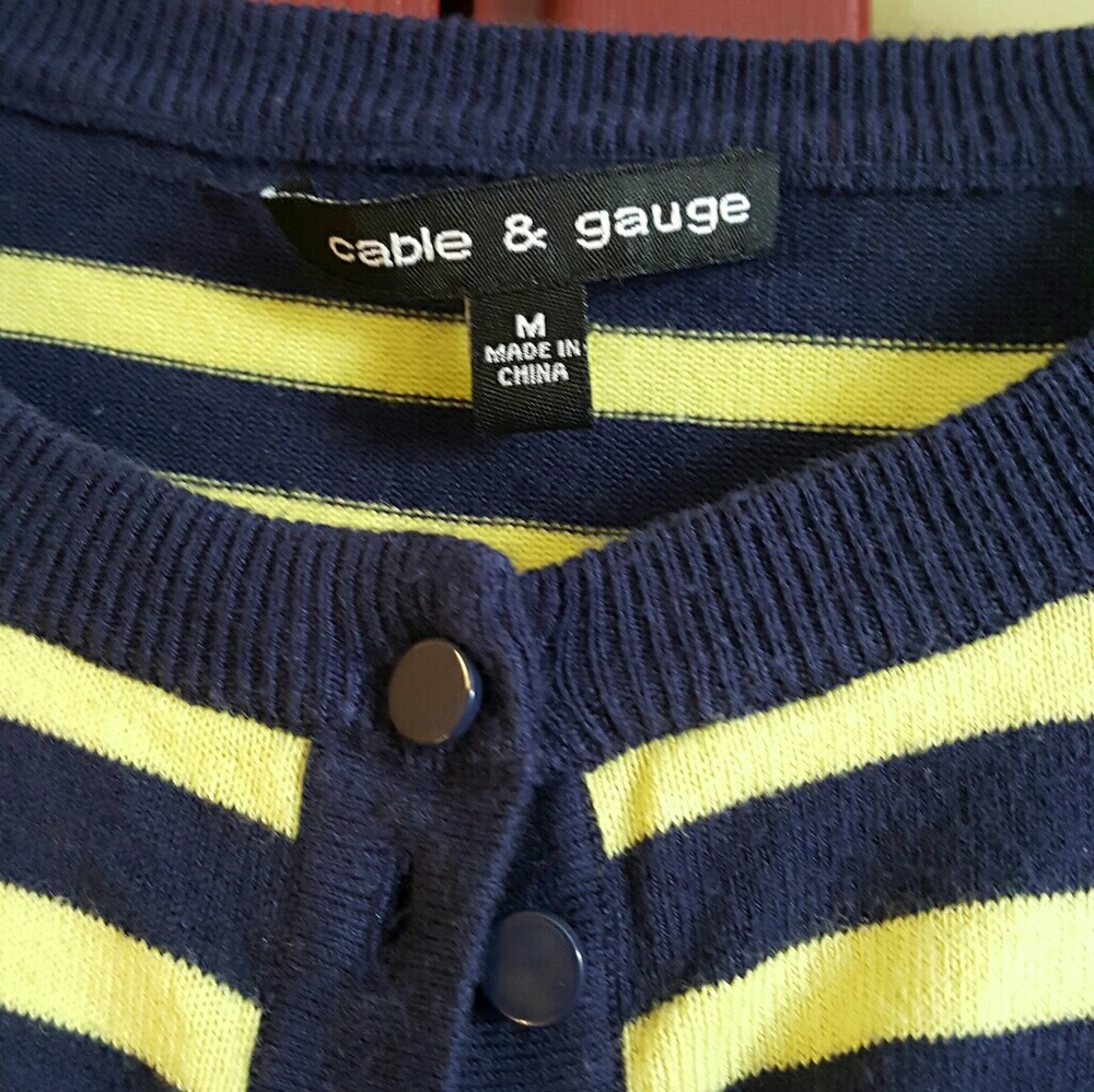 Cardigan - Picture 2 of 4